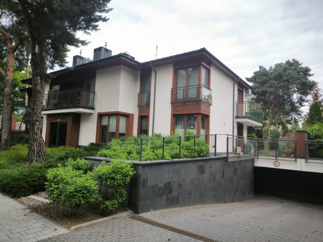 Mieszkanie Sprzedaż Józefów Teatralna 21